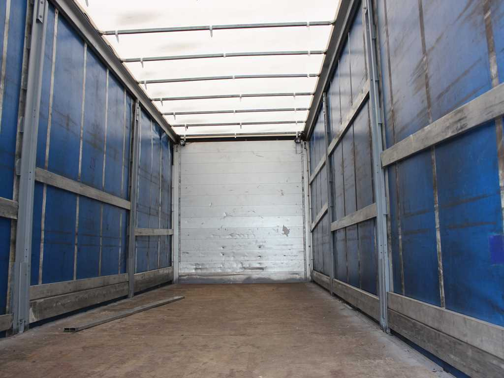 Curtainsider truck Iveco EUROCARGO 120E25, EURO 6