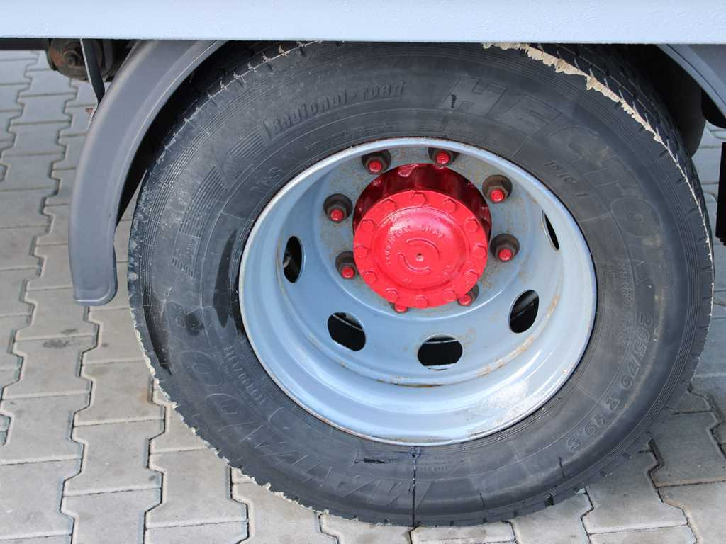 Curtainsider truck Iveco EUROCARGO 120E25, EURO 6