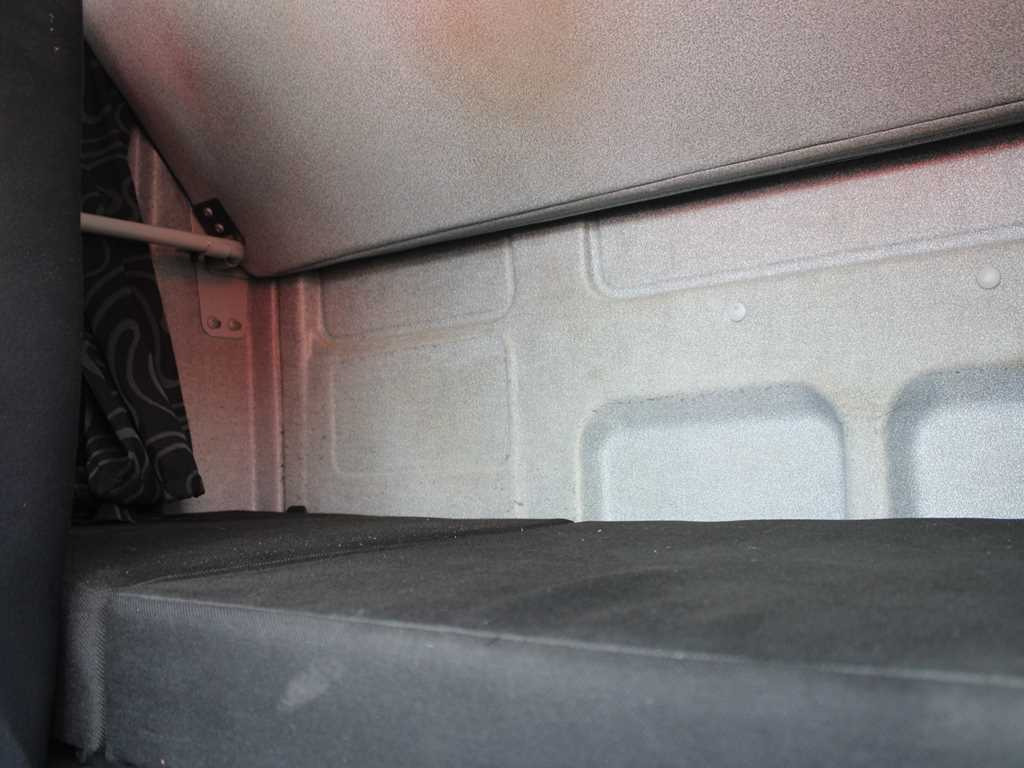 Curtainsider truck Iveco EUROCARGO 160E28, EURO 6