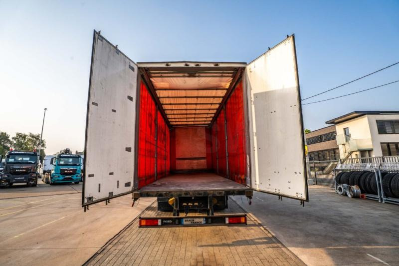 Curtainsider truck Iveco STRALIS 270 (19t) GAZ/LPG