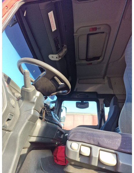 Curtainsider truck MAN 18.380