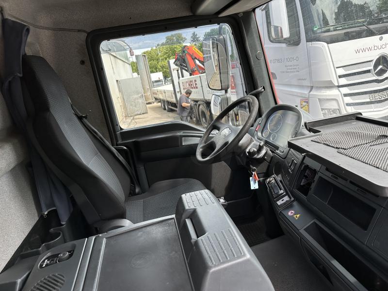 Curtainsider truck MAN MAN 8.180 Zug mit SAXAS 1-Achs Anh Topsleeper