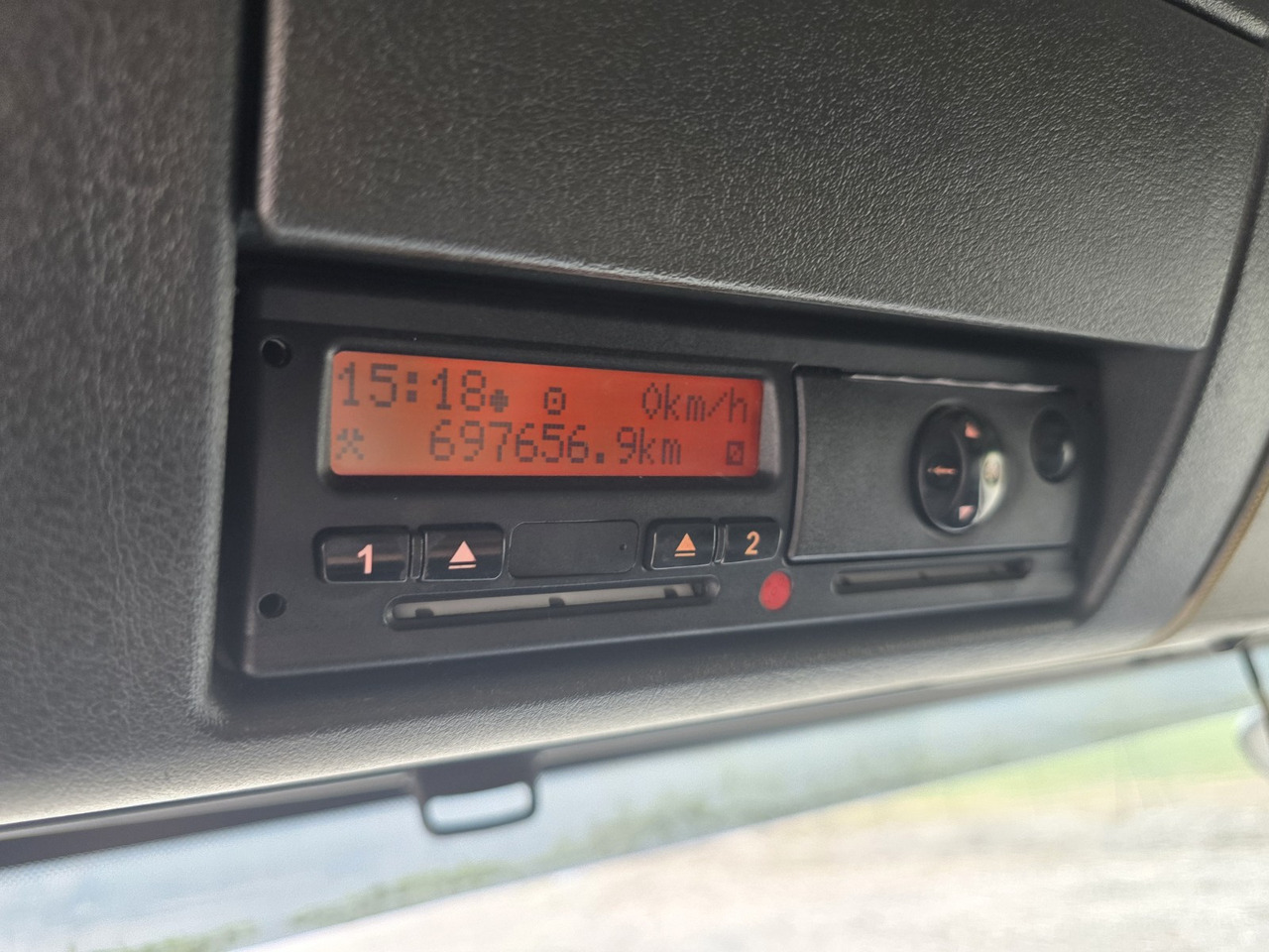 Curtainsider truck MAN TGL 12.250