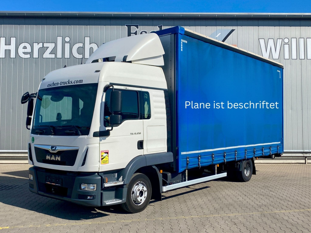 Curtainsider truck MAN TGL 12.250 4x2 BL