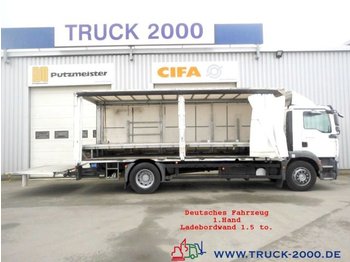 Curtainsider truck MAN TGM 18.240 Schiebeplanen L.+R. LBW Deutscher LKW