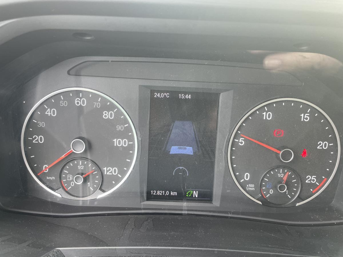 Curtainsider truck MAN TGS 35.480