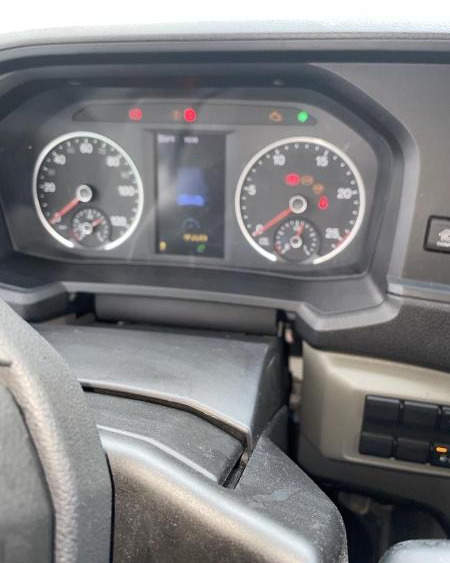 Curtainsider truck MAN TGS 35.480