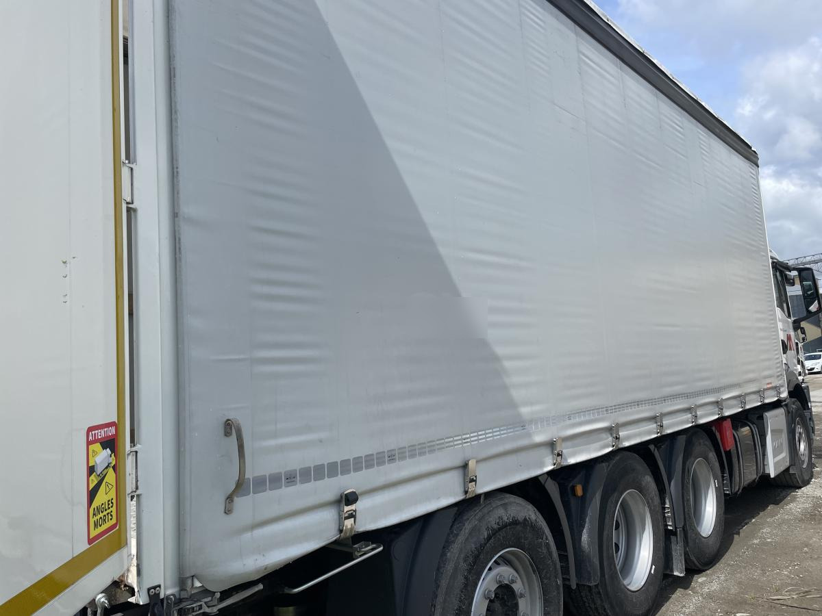 Curtainsider truck MAN TGS 35.480