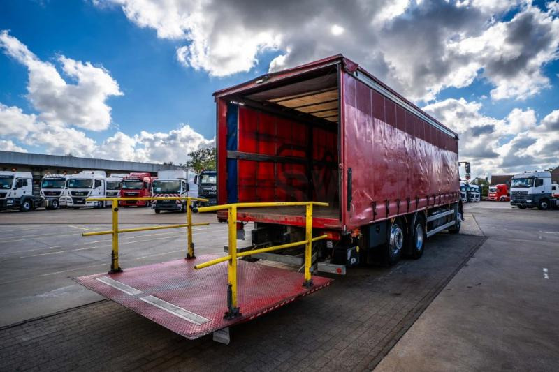 Curtainsider truck Mercedes AXOR 2533 -MP3+DHOLLANDIA 2.5T