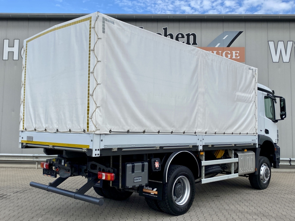 Curtainsider truck Mercedes-Benz 1827 BB A 4x4 Arocs