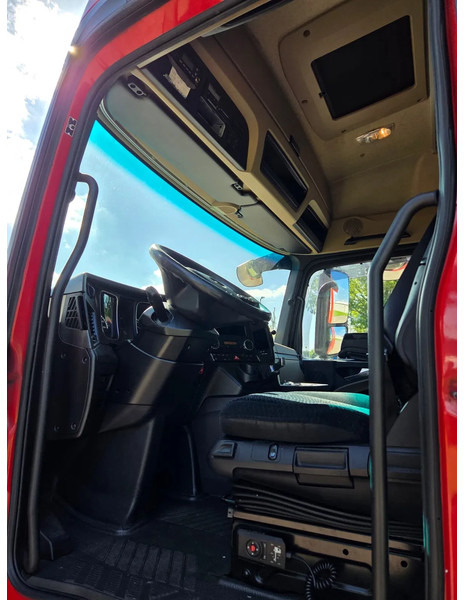 Curtainsider truck Mercedes-Benz Actros 2545 6X2 Retarder Volumecombi