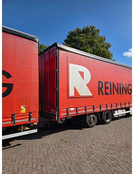 Curtainsider truck Mercedes-Benz Actros 2545 6X2 Retarder Volumecombi