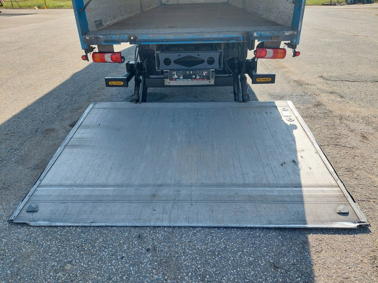 Curtainsider truck Mercedes-Benz Atego 1223 L/NR