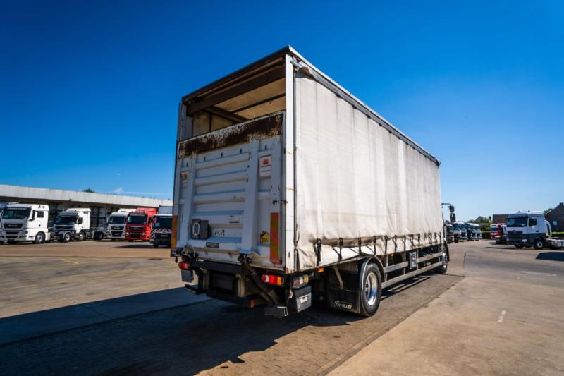 Curtainsider truck Renault MIDLUM 270 (18t) DXI
