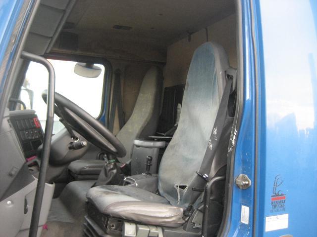 Curtainsider truck Renault Midlum 180