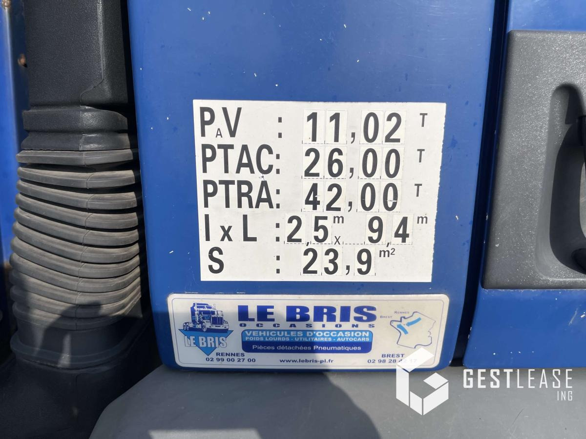 Curtainsider truck Renault Premium 320 DCI