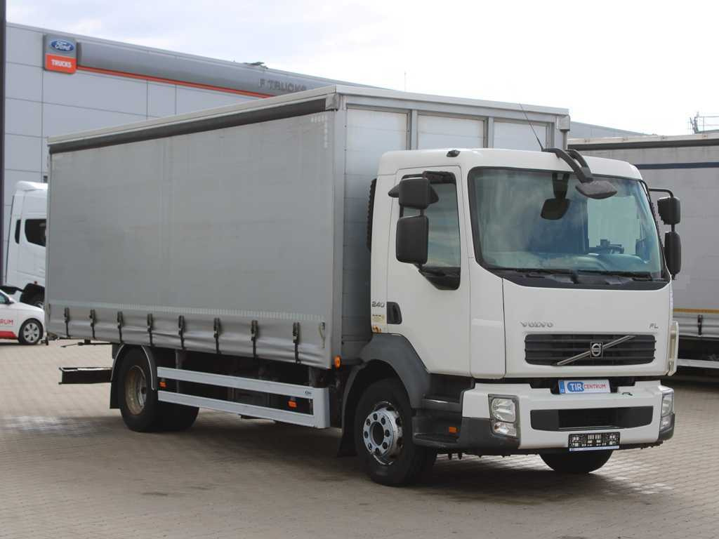 Curtainsider truck Volvo FL 240, EURO 5