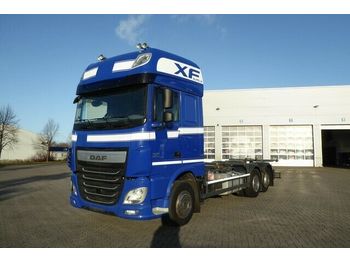 Container transporter/ Swap body truck DAF 106.510 BDF 6x2, ZF Intarder., Sky ligths: picture 1