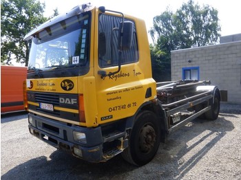 Container transporter/ Swap body truck DAF 75 240 ATI: picture 1