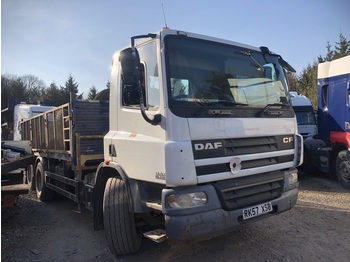 Dropside/ Flatbed truck DAF 75-310 6X2 RIGID: picture 1