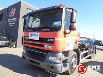 Container transporter/ Swap body truck DAF 85 CF 460 6x2 multilift: picture 1
