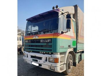 Curtainsider truck DAF 95.400 ATI 4X2 stake body: picture 1