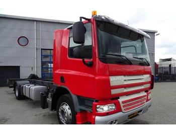 Container transporter/ Swap body truck DAF CF75-250 / AUTOMATIC / EURO-5 / DAYCAB / 2010: picture 1