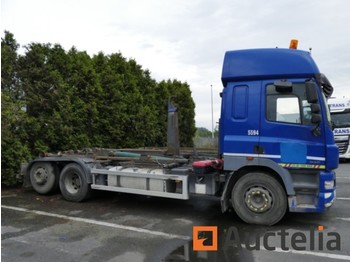 Container transporter/ Swap body truck DAF CF85.38: picture 1