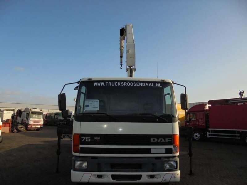 Crane truck DAF CF 75.300 ATI + Euro 2 + Manual + PM 022 CRANE: picture 10