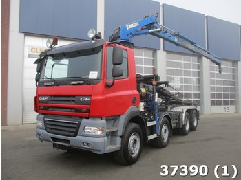 Skip loader truck DAF FAD 85 CF 460 8x4 Euro 5 Hiab 22 ton/meter laadkraan: picture 1