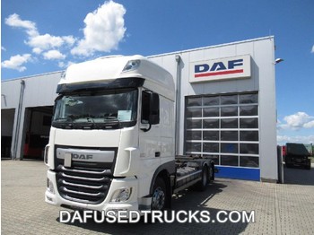 Truck DAF FAR XF440: picture 1