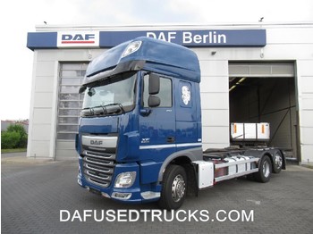 Truck DAF FAR XF460: picture 1