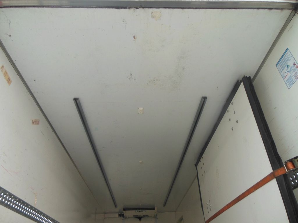 Refrigerator truck DAF LF 280, ZWEIVERDAMPFER, TRENNWAND, LBW: picture 12