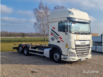 Container transporter/ Swap body truck DAF XF
