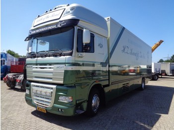 Box truck DAF XF105.410 + Euro 5: picture 1