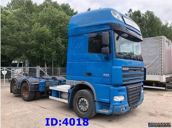 Cab chassis truck DAF XF105.460 6x2: picture 1