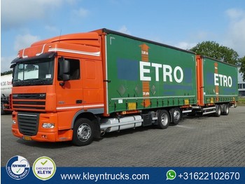 Curtainsider truck DAF XF 105.410 6x2 manual combi: picture 1