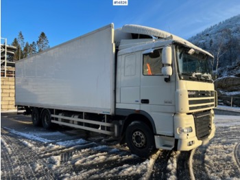 Box truck DAF XF 105.460: picture 1