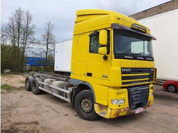 Cab chassis truck DAF XF 105.460: picture 1