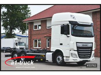 Container transporter/ Swap body truck DAF XF 450, Multiwechsler 2x AHK ZF-Intarder: picture 1