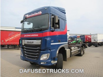 Container transporter/ Swap body truck DAF XF 460 FAR: picture 1
