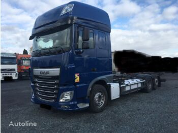 Container transporter/ Swap body truck DAF XF 460 , Retader: picture 1
