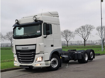 Cab chassis truck DAF XF 460 spacecab 6x2 far: picture 1