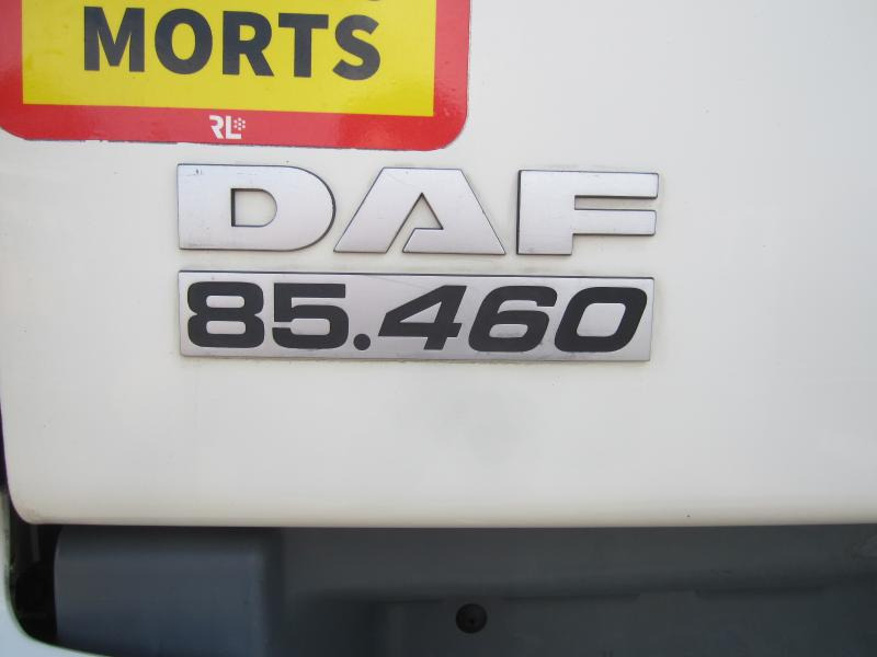 Dropside/ Flatbed truck DAF CF85 460