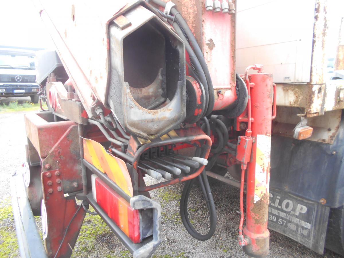 Dropside/ Flatbed truck Iveco Eurotrakker 330E34