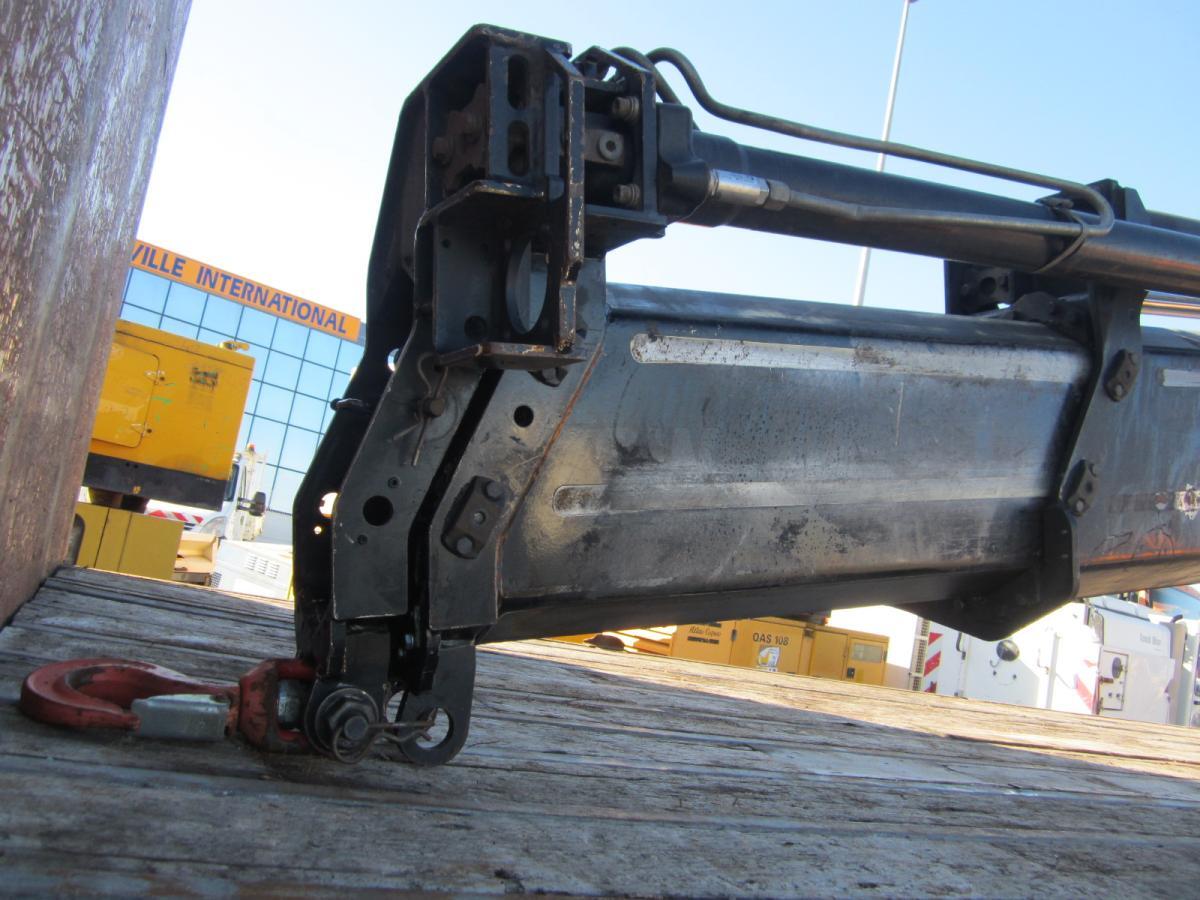 Dropside/ Flatbed truck MAN TGA 26.430