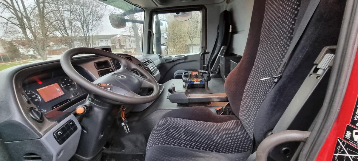 Dropside/ Flatbed truck Mercedes Actros 4146 AK 8X8 FASSI 660 EINZELBER SEILWINDE