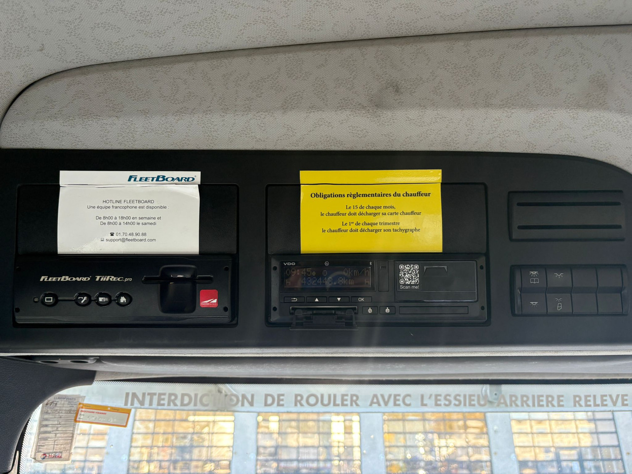 Dropside/ Flatbed truck Mercedes Arocs 3240