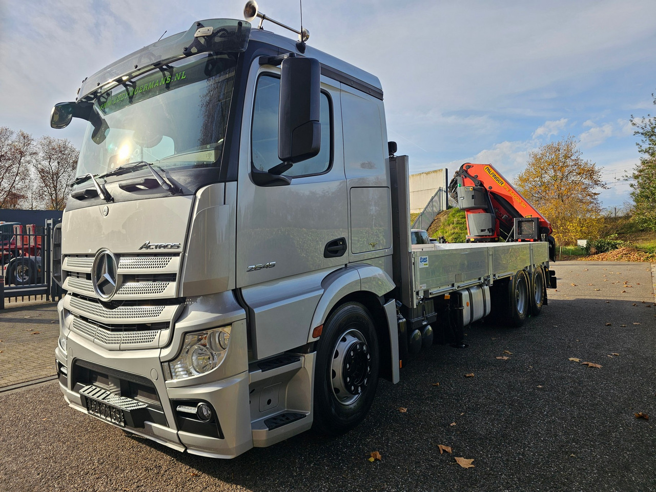 Dropside/ Flatbed truck Mercedes Benz Actros 2645 6x4