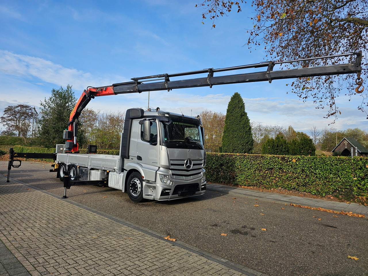Dropside/ Flatbed truck Mercedes Benz Actros 2645 6x4